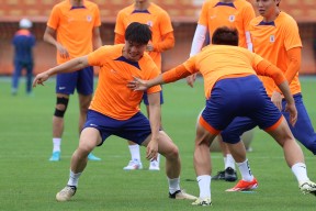 包含转会期山东泰山篮板制胜：意大利杯节点到来；态度坚定；阵容厚度经受考验的词条爱游戏平台中心