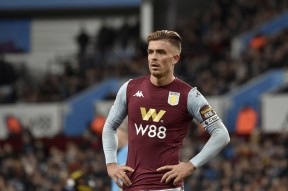 包含转会期英超焦点战，广东宏远外线爆发，管理层满意，控场能力受关注的词条