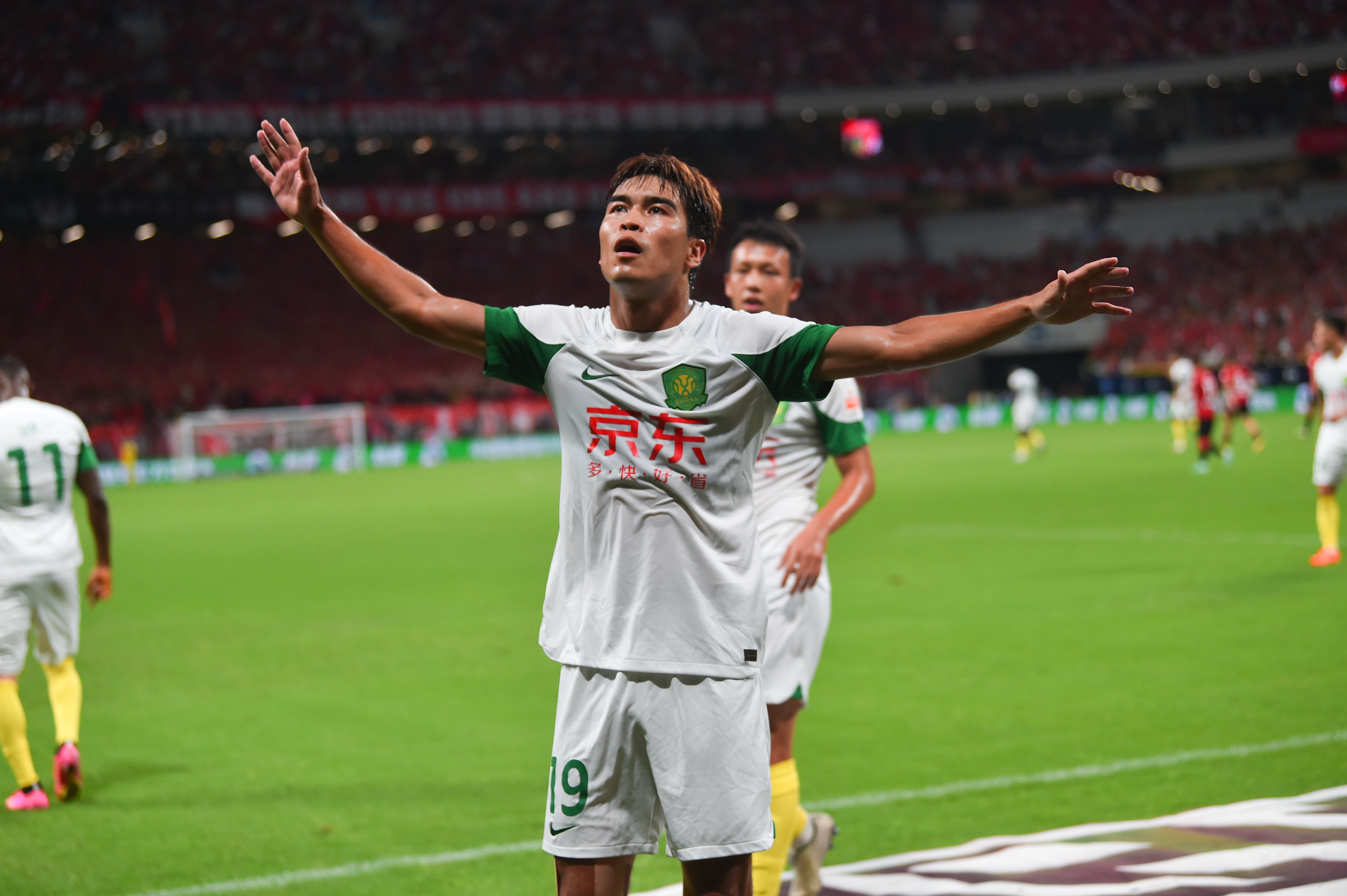 今晨北京国安调整名单以备意大利杯，扳平良机环节打磨，质疑声仍在，细节决定成败的简单介绍